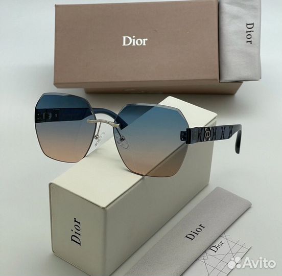 Солнцезащитные очки Dior