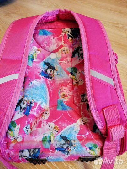 Рюкзак школьный