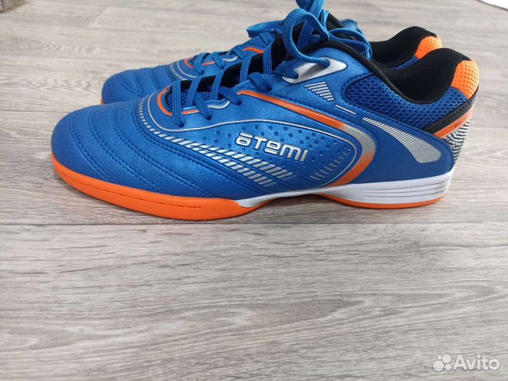 Футзалки мужские