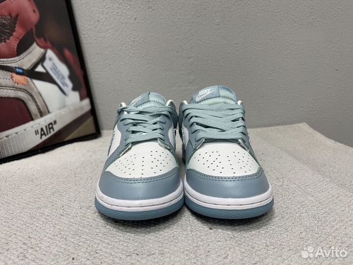 Кроссовки Nike Dunk Low женские