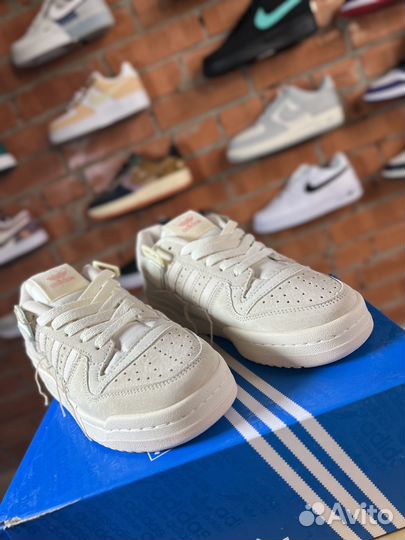 Кроссовки Adidas Forum Low Off 84