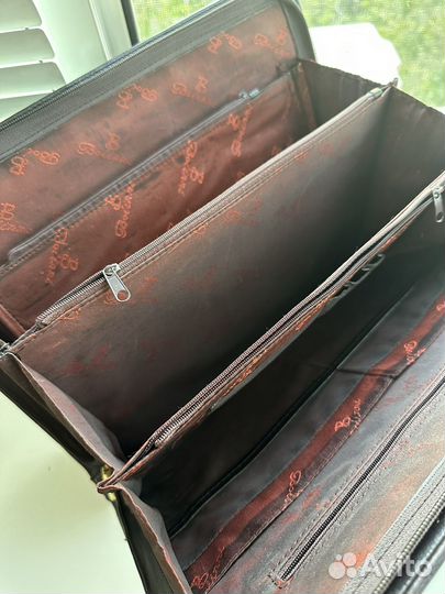 Папка для документов на молнии