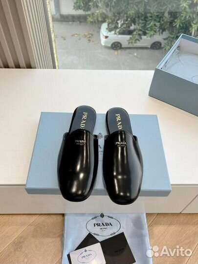 Мюли женские кожаные Prada