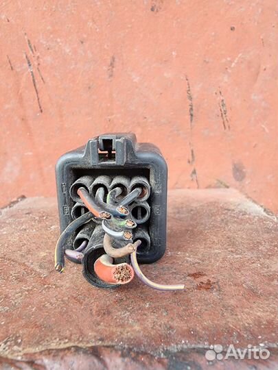 Фишка реле накала свечей Фольксваген