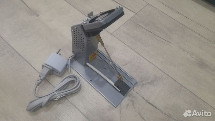 Настольный термонож