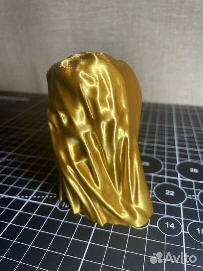 Фигурка черепа