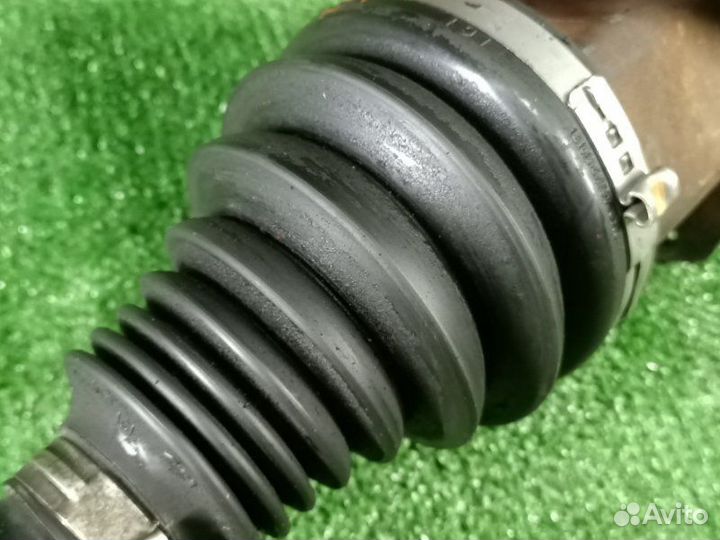 Привод передний левый Audi A4 B8