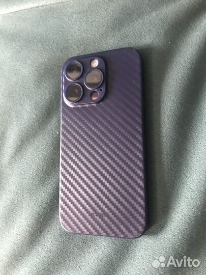 Карбоновый чехол на iPhone 15 pro kzdoo