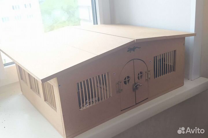 Конюшня для лошадок schleich(шляйх) breyer safari