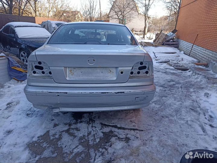 BMW 5 E39 m54 b25 на запчасти