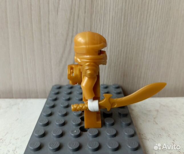 Lego ninjago минифигурка