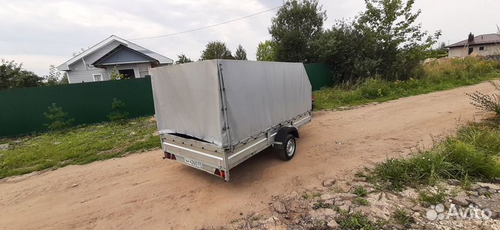 Прицеп на легковой автомобиль 1.8 на 3.5 метра