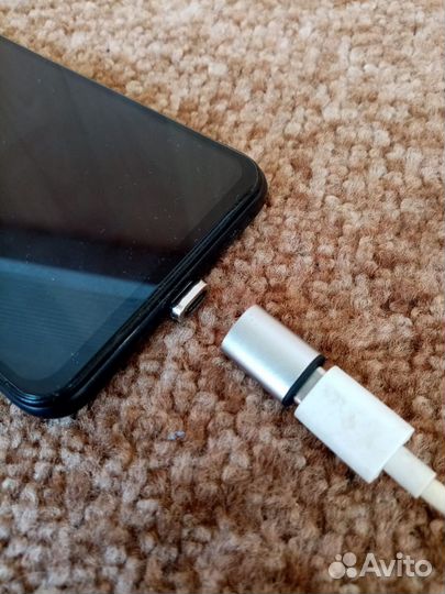 Магнитная зарядка для смартфона(новая)