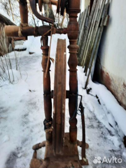 Прялка деревянная старинная