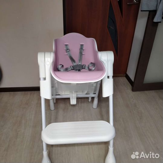 Стульчик-кокон для кормления