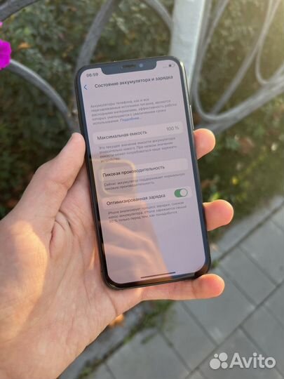 iPhone X 64GB рст хороший