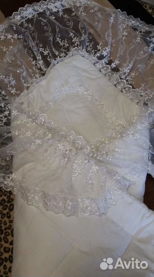 Белоснежный конверт и одеяло на выписку