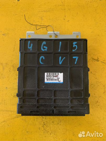 Блок управления двигателем MR578483