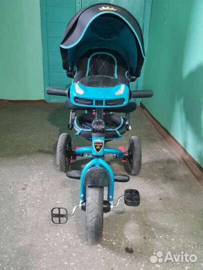 Трехколесный велосипед