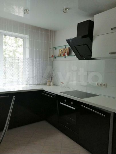 3-к. квартира, 65 м², 1/5 эт.