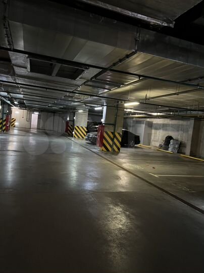 Машиноместо, 20 м²