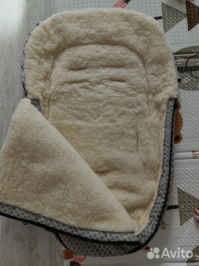 Зимний конверт в коляску на овчине