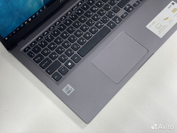 Мощный ноут Asus IPS Core i7 10 16g озу SSD512g