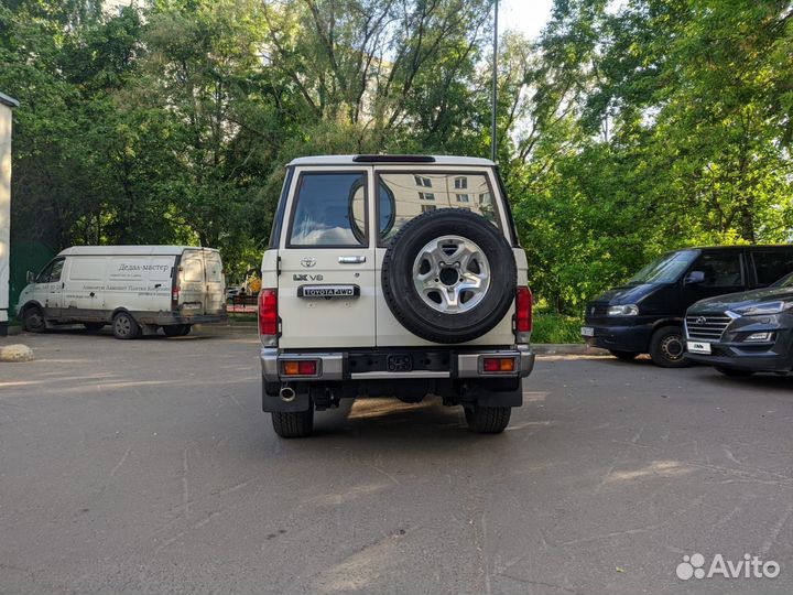Toyota Land Cruiser 4.5 МТ, 2022, 40 км