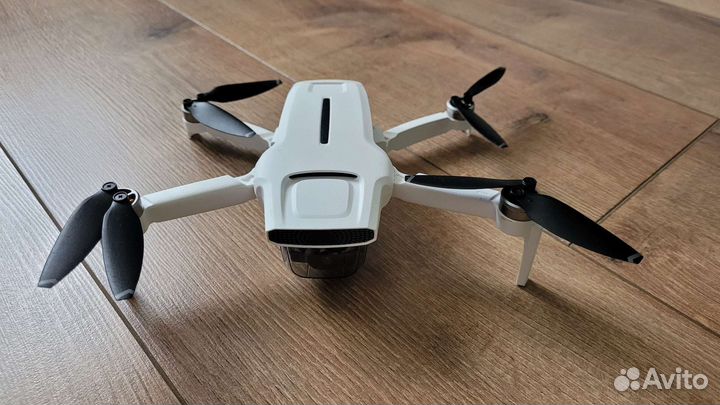 Квадрокоптер fimi x8 mini