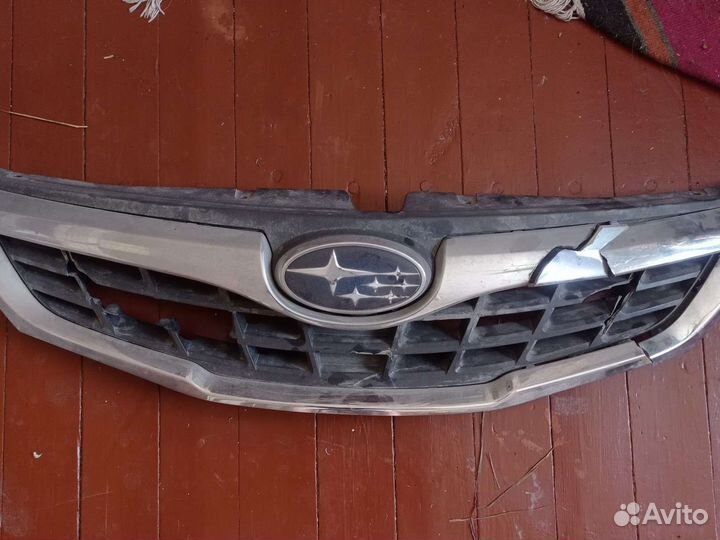 Решётка радиатора subaru impreza 2008