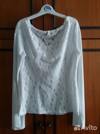 Белая юбка и блузка