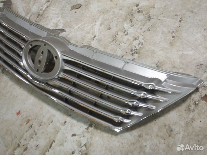 Решетка радиатора Toyota Camry 2011-2014
