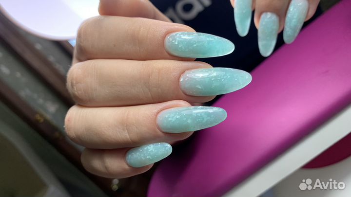 Наращивание ногтей педикюр