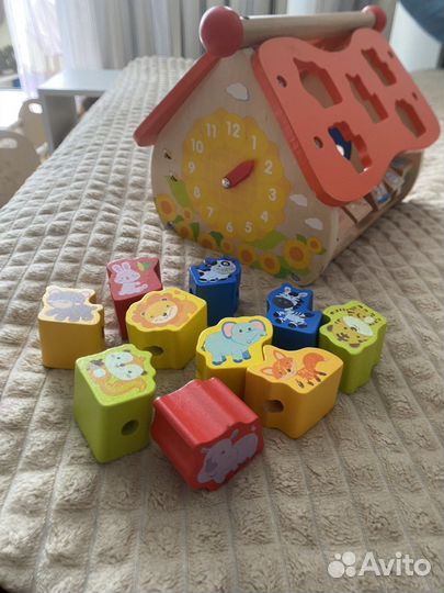 Игрушка Домик