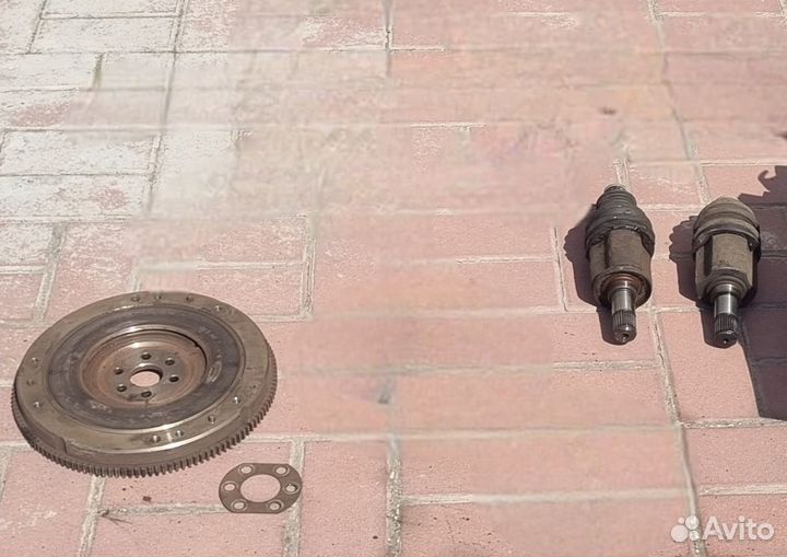 Маховик и шрусы vesta 1.6