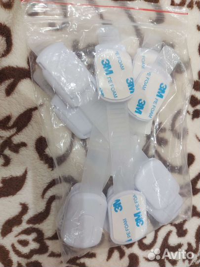 Блокиратор дверей от детей