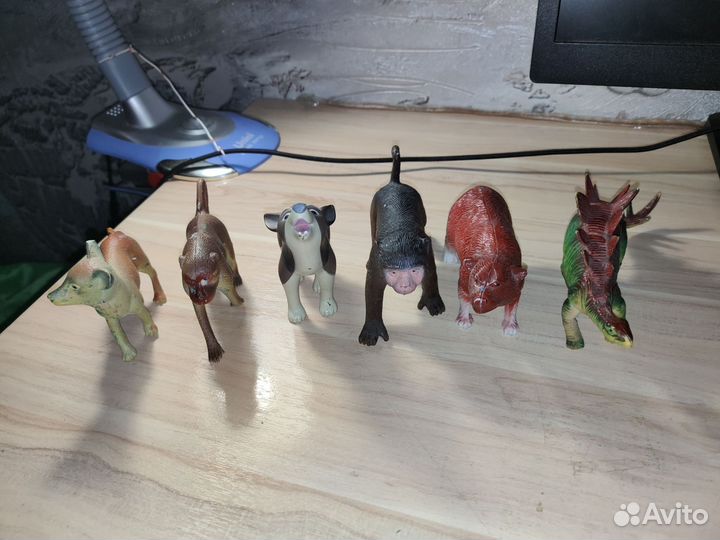 Игрушечные животные предлагайте цену