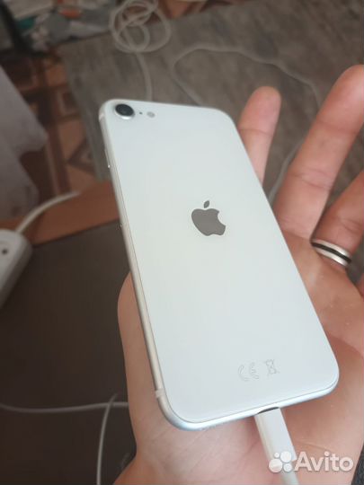 iPhone se 2020
