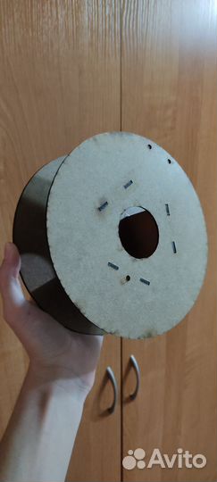 Катушки бобины разных размеров для намотки кабеля