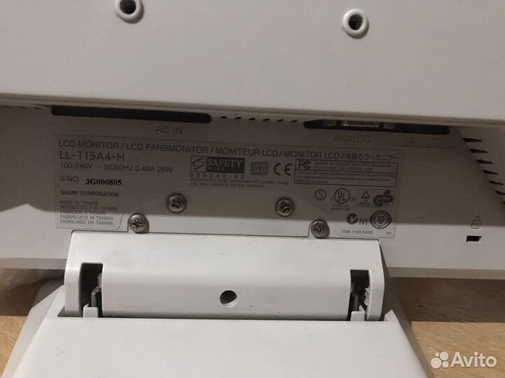 Sharp LL-T15A4-B lcd монитор 15 дюймов