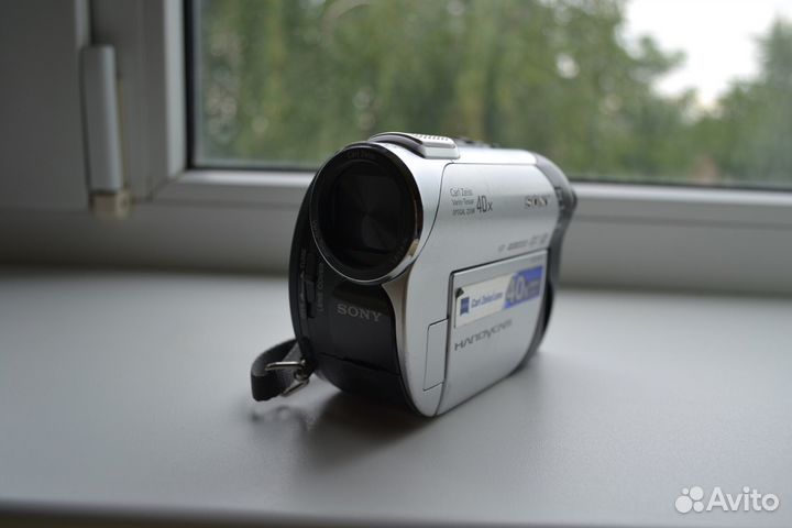 Видеокамера Sony handycam DCR-DVD106E