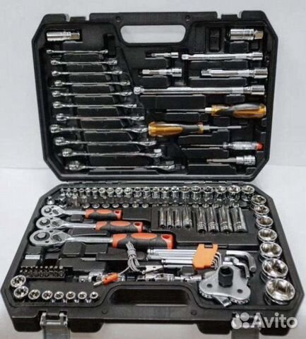 Набор инструментов для авто 121 предмет (новый)