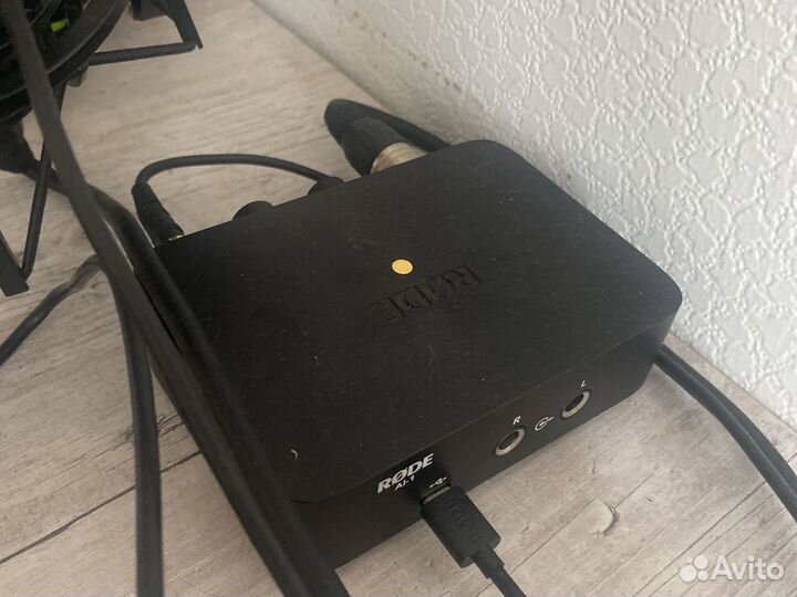 Микрофон студийный