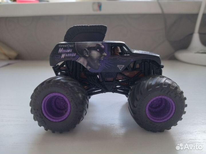 Игрушка Монстртрак Mohawk warrior monster jam