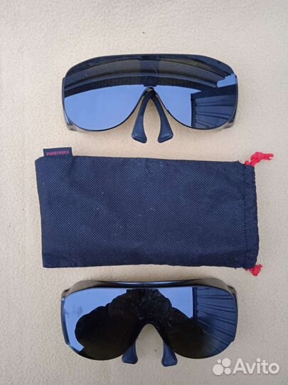 Специальные очки для защиты от лазерного излучения