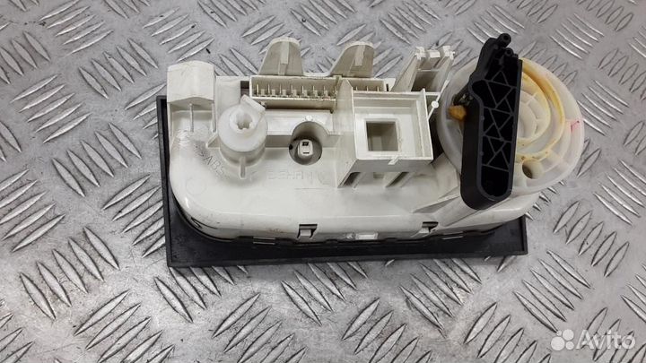 Блок управления климатической установкой Opel Meri