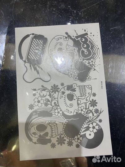 Нашивки, наклейки на одежду, сумки, новые