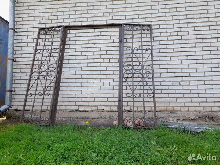 Решетка в дверной проем