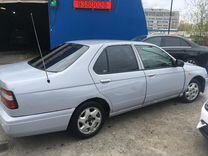 Nissan Bluebird 1.8 AT, 1998, битый, 272 000 км, с пробегом, цена 110 000 руб.