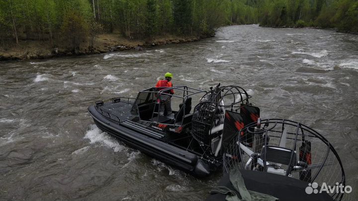 Аэролодка SibEX Читер 250 л.с Турбо R20 + прицеп